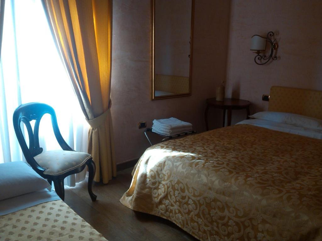Hotel Sant'Agostino Paola Luaran gambar